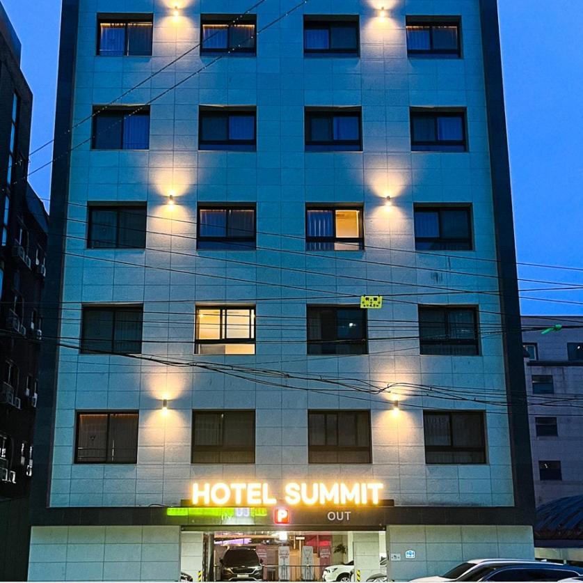 Hotel SUMMIT Gwangju Metropolitan City Buitenkant foto